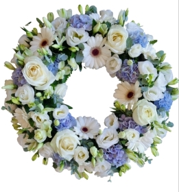 Wreath Blue and White